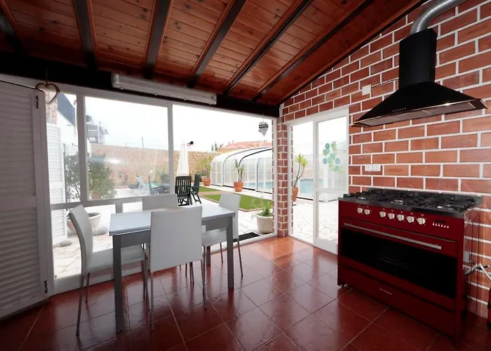 Nyaraló Dii House - Moradia Bi-familiar Com Piscina Aquecida Torres Vedras