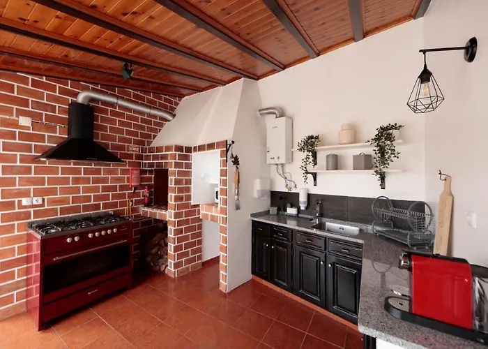 Hébergement de vacances Dii House - Moradia Bi-familiar Com Piscina Aquecida Torres Vedras