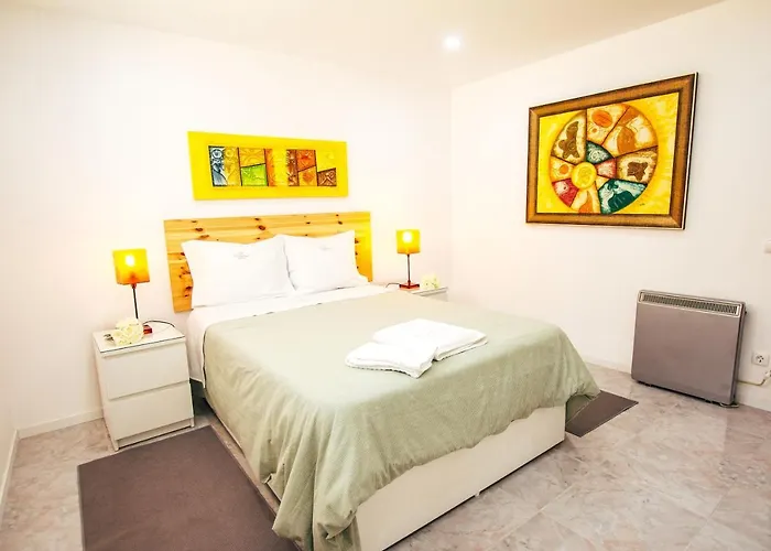 Dii House - Moradia Bi-familiar Com Piscina Aquecida Hébergement de vacances Torres Vedras